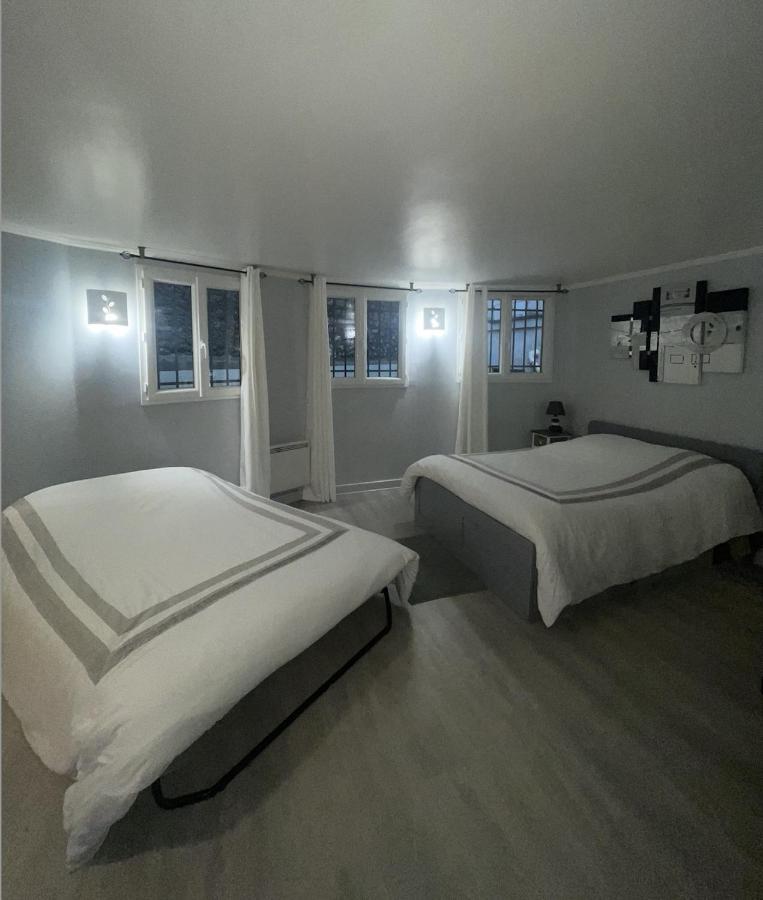 Beau Studio Meuble 2Min Du Moulin Rouge Paris Bagian luar foto